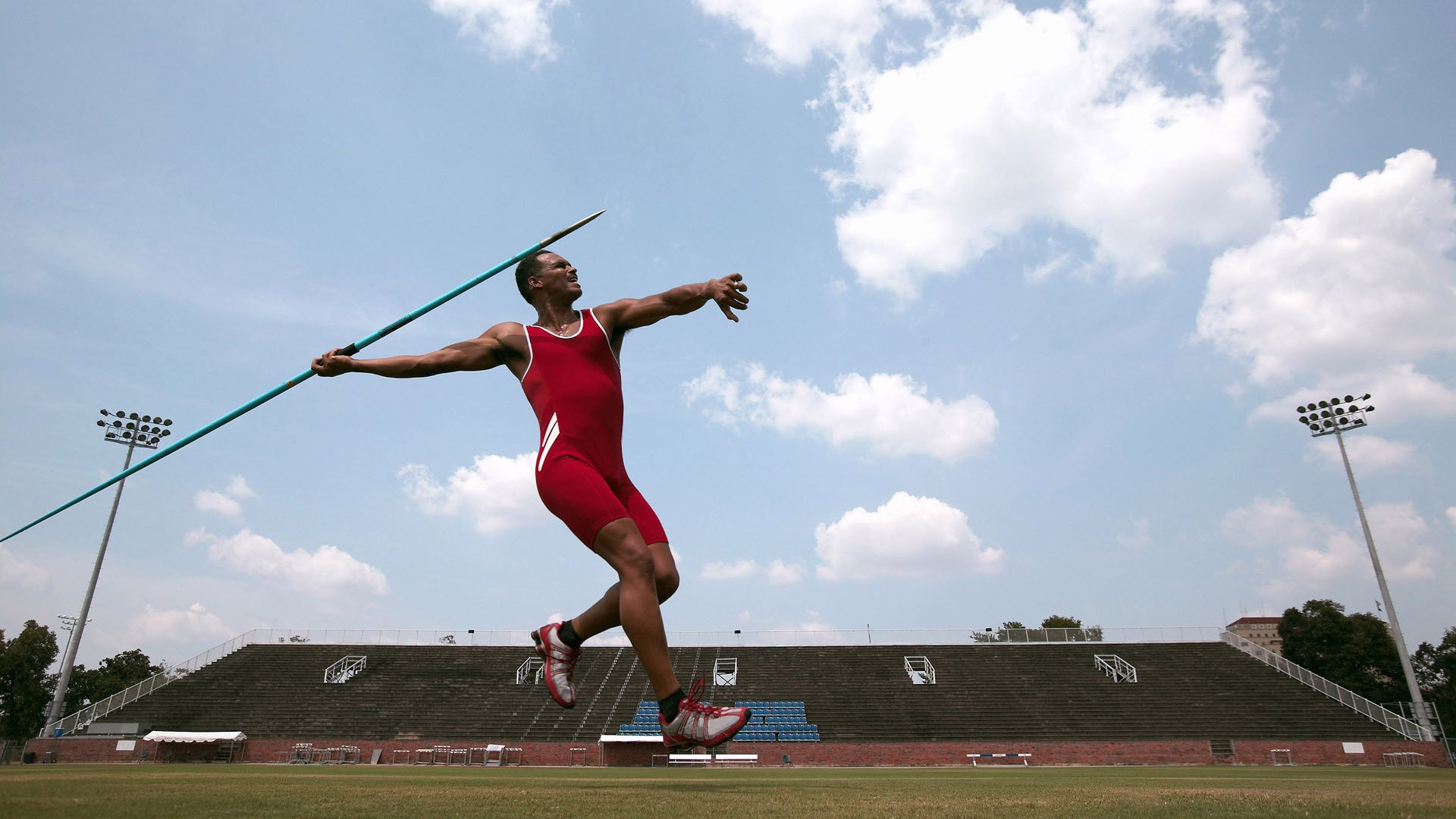昂热前场火力不济,教练组寻找进攻火药,昂热到底是谁